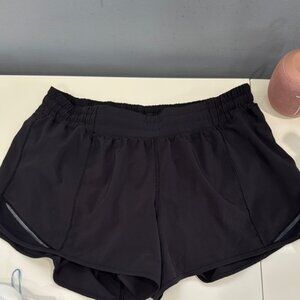 Lululemon black hotty hot shorts
